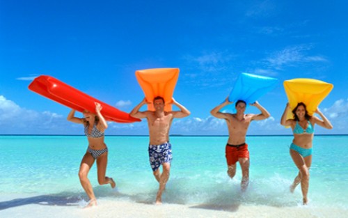 Tell Us Your Opinion & Win a Holiday